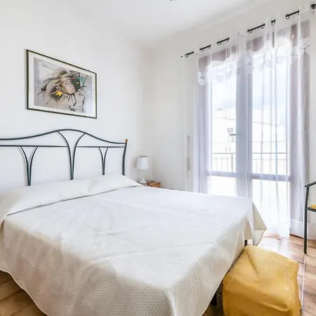 Apartamento Lo Scolaro Via Nora *